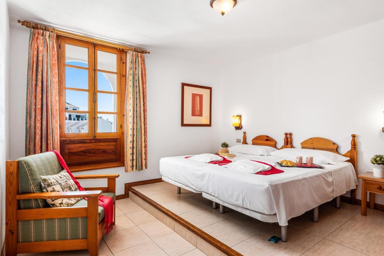 665 Parque Santiago 2, Sea Front, Wifi Apartment Playa de las Americas  Luaran gambar
